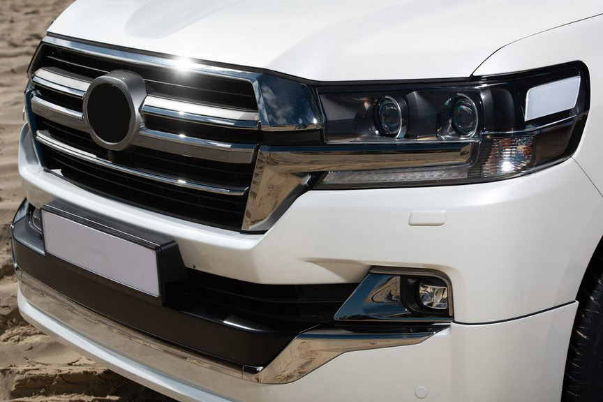 Решітка радіатора · 2019 для Toyota Land Cruiser 200